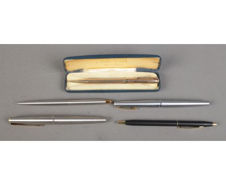 A collection of fountain pens and propelling pencils to include Parker, cased Rolled Gold Yard-O-Led, Sheaffer with 14ct gold