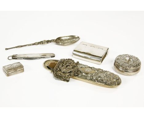 A group of miscellaneous silver, various dates and makers, including: a vesta case, a pen knife with steel blade, two pill bo