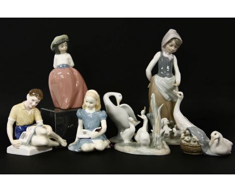 A collection of ceramics, to include a part Villeroy and Bosch set, Lladro figures, a Royal Doulton girl and boy and a Royal 