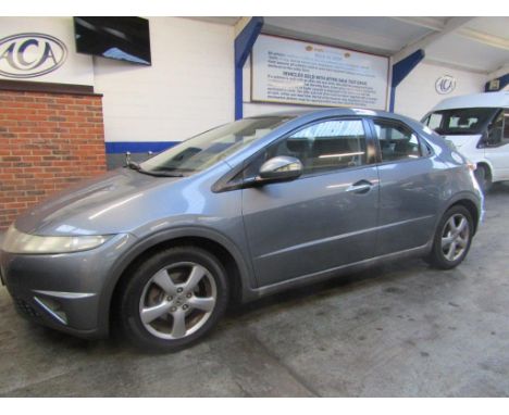 Make &amp; Model: Honda Civic SE I-VtecDate of Reg: FT06 EJFColour: Greycc: 1799MoT: 01-12-2022Fuel Type: PETROLMileage: 129k