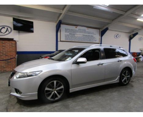 Make &amp; Model: Honda Accord ES GT I-DTECDate of Reg: FY62 FKSColour: Silvercc: 2199MoT: 24-02-2012Fuel Type: DIESELMileage