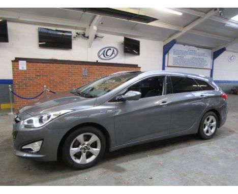 Make &amp; Model: Hyundai I40 Premium Blue DriveDate of Reg: AY15 XJTColour: Silvercc: 1685MoT: 06-03-2022Fuel Type: DIESELMi