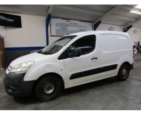 Make &amp; Model: Citroen Berlingo 625 LX HDI 75Date of Reg: PK58 HKOColour: Whitecc: 1560MoT: 24-09-2022Fuel Type: DIESELMil