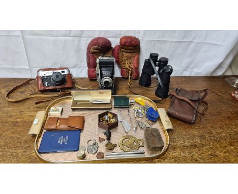 Mixed tray lot to include Coronet folding camera, boxing gloves, binoculars, Parker fountain pen,  cufflinks, enamel badges a