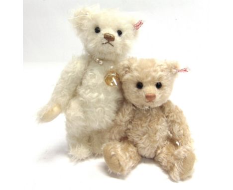 TWO STEIFF COLLECTOR'S TEDDY BEARS  comprising 'Shelly', white, limited edition 959/1500, with certificate of authenticity, 2