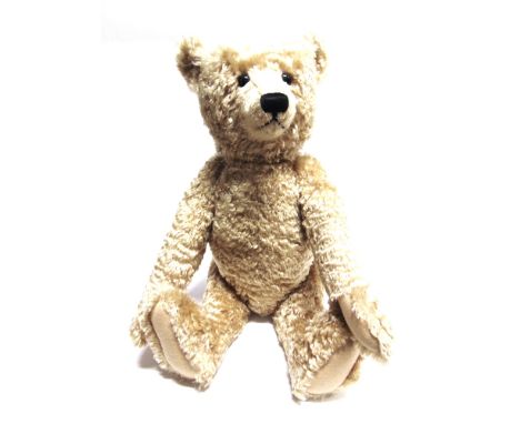 A STEIFF COLLECTOR'S TEDDY BEAR, 'TEDDY BEAR REPLICA 1909'   beige, limited edition 1272/5000, lacking certificate of authent