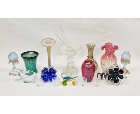 Collection of early to late 20th century glass&nbsp;including a Scottish Vasart green and black speckled vase, 16cm high, an 