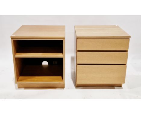 Beaver &amp; Tapley veneered chest of three long graduated drawers with a the 'Wishful Company of Furniture Maker' label and 