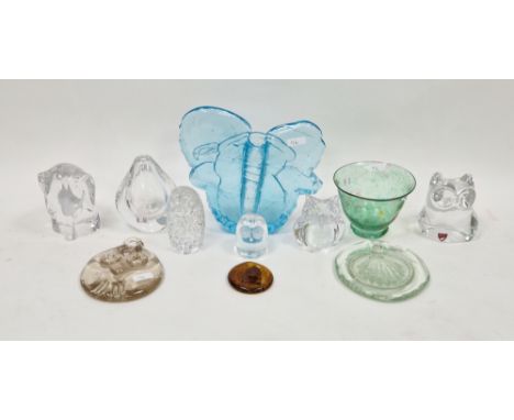 Amanda Brisbane (1964-2016) pale blue tinted butterfly vase, etched signature to one wing, 17.5cm high,&nbsp;a collection of 
