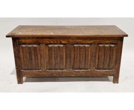 Oak coffer&nbsp;in the 18th century manner, the rectangular top over a four-panel front with moulded reeded decoration, on st
