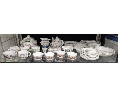 Portmeirion Botanic Garden pattern part breakfast and dinner service, printed marks, including eight dinner-plates, seven lun