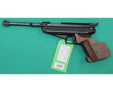 A Feinwerkbau model 65 .177 cal air pistol, this is a R/H example in overall excellent cosmetic condition (but action as foun