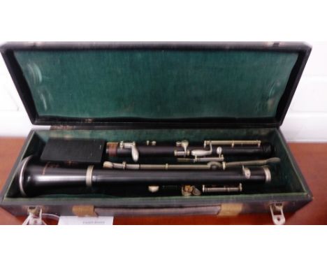 J.R. Lafleur & Son Ltd clarinet in a fitted box 