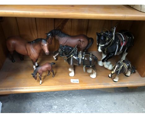 A GROUP OF SIX CERAMIC HORSE MODELS - 'BESWICK' QUARTER HORSE, 'BESWICK' FOAL, FURTHER 'BESWICK' HORSE (A/F) AND THREE SHIRE 