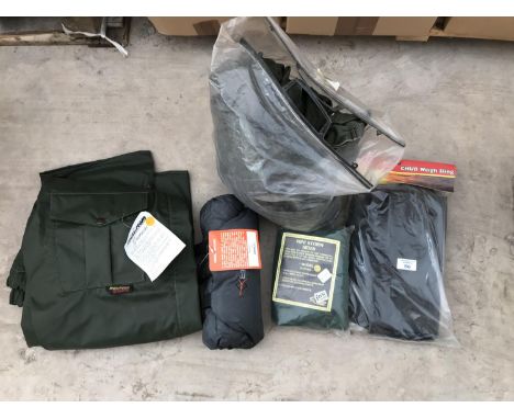 FIVE VARIOUS FISHING ITEMS - A CHUB WEIGH SLING, STORM SIDES ETC 