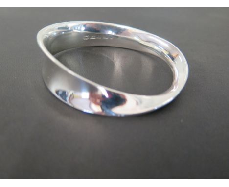 GEORG JENSEN - A twist bangle of the Mobius design - Stamped 925 - Weight approx 1.5ozt
Condition Report: Good