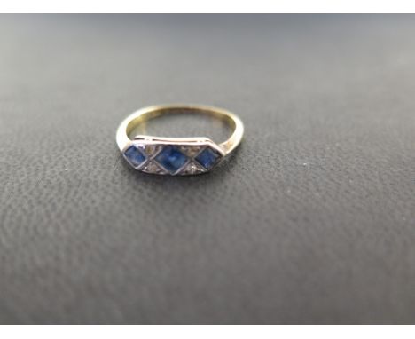 A sapphire and diamond panel ring - Stamped 18ct & Pt - Ring size K - Weight approx 1.8gms
Condition Report: Good to fair - W