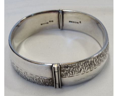 SILVER ETCHED BANGLE 