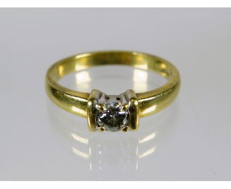 18ct Yellow Gold Diamond Solitaire Ring. Diamond measures approx 3.5mm .  Finger size L-5 to M     3.5g