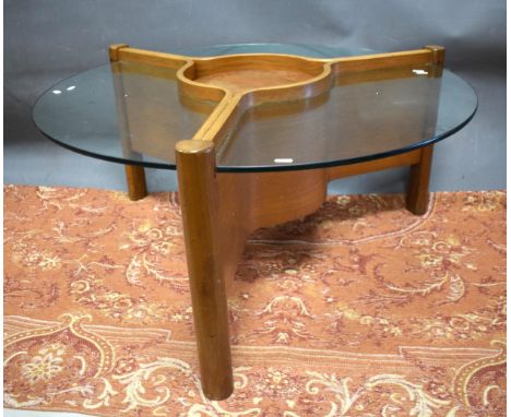 Nathan Low Coffee table with Glass top on Tripod Thermoform base.. H:18 x Diameter 39 inches. See photos. S2