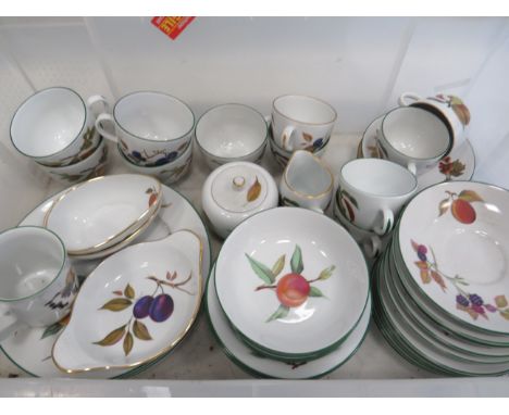 Royal Worcester part Tea set in the Evesham Vale pattern. See photos. 