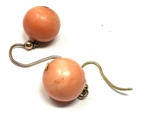 18ct gold coral drop earrings (5.1g)