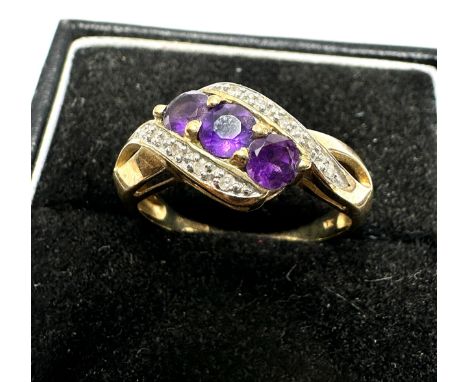 9ct gold vintage amethyst and diamond set dress ring (2.7g)