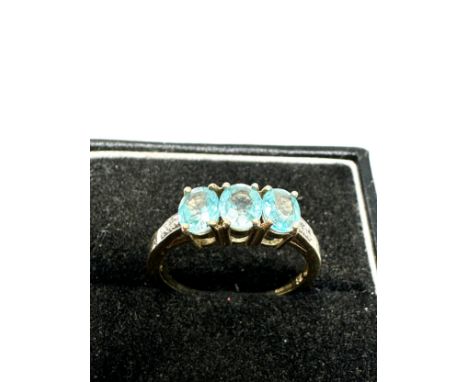 9ct gold blue topaz &amp;  diamond ring (2.2g)