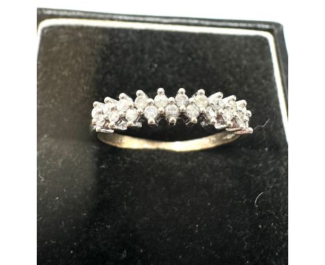 9ct gold diamond ring weight 1.5g