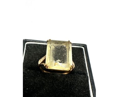 9ct gold citrine  cocktail ring (5.1g)