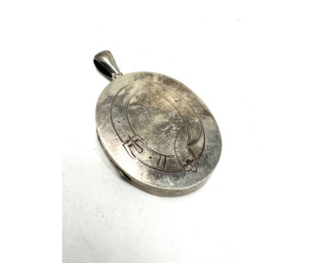 Silver Victorian etched locket (22g)