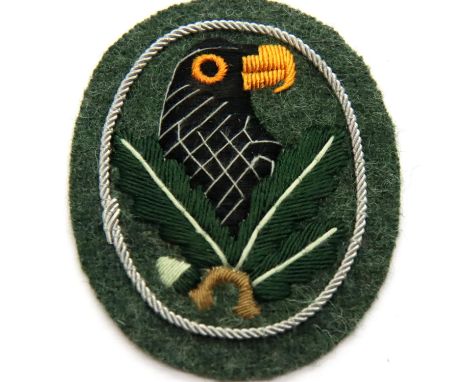 German WWII re-enactment embroidered Snipers proficiency patch. P&amp;P Group 1 (£14+VAT for the first lot and £1+VAT for sub