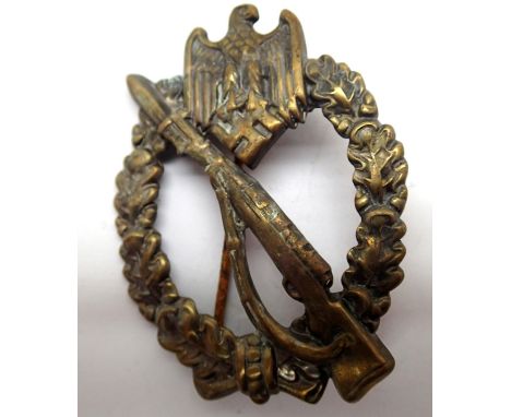 German WWII aged replica Wehrmacht General Assault award in pressed metal. P&amp;P Group 1 (£14+VAT for the first lot and £1+