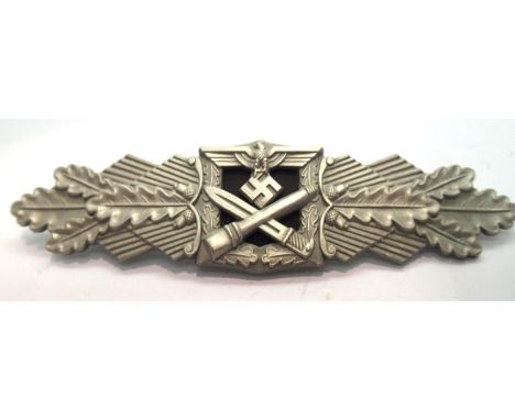 German WWII re-enactment silver Close Combat clasp award. P&amp;P Group 1 (£14+VAT for the first lot and £1+VAT for subsequen