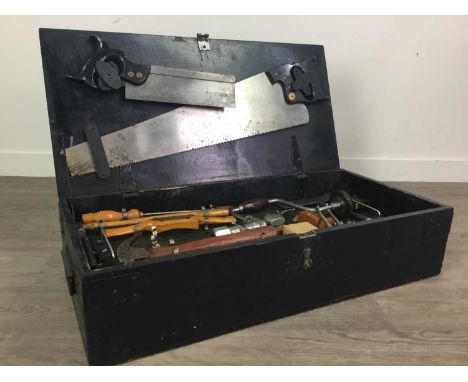 GTL APPRENTICE'S FIRST TOOLBOX AND TOOLS,fitted with assorted tools including chisels, a plane, hammer, saws and measuring in