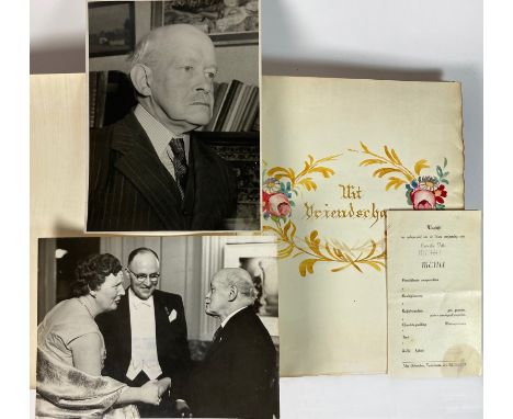 VETH, Anne Cornelis (1880-1962). "Uit Vriendschap". Reception album on the occasion of Veth's 70th birthday. The Hague, 1950.