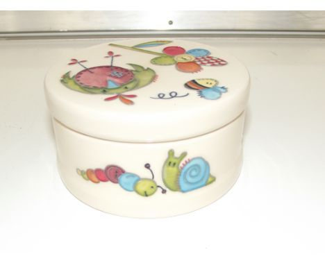 Moorcroft -Stitch in time trinket box