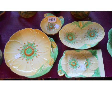 A quantity Carltonware Australian design pottery decorated in the 'Buttercup' pattern comprising dishes and plates