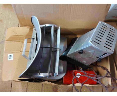 A box containing a vintage kettle, a Gramophone Co. Ely Model F1 and a traveling iron