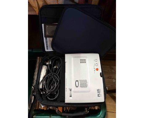 A Plus U3-880 portable projector