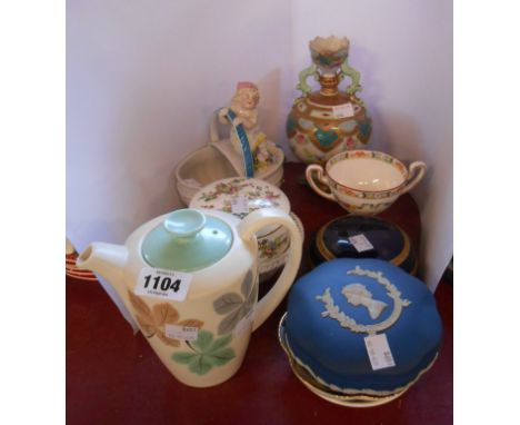 A quantity of ceramics including French porcelain figural vase, Poole Pottery coffee pot with leaf decoration, Wedgwood blue 