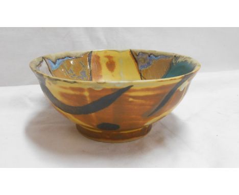 A small Dartington Studio pottery bowl decorated in the 'Quilt' pattern