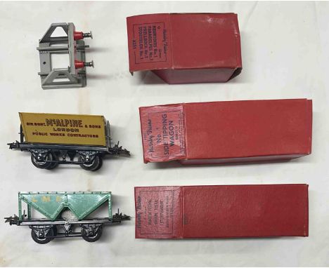 A Hornby R166 hopper wagon, an A251 No.1 buffer stop and a No.1 side tipping wagon, all in original boxes
