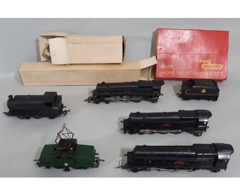 5 unboxed Tri-ang locomotives including 3 x 4-6-2 'Princess Elizabeth' (one with tender), a 0-6-0 tank engine no 748 and a St