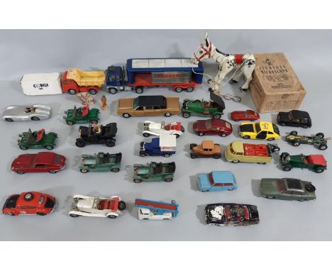 Collection of unboxed model vehicles including Corgi Lincoln  Continental, VW recovery truck, VW 1200 Saloon, Jaguar E, Corgi