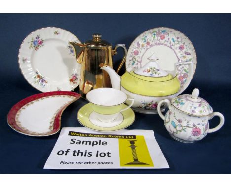 A collection of Royal Worcester Kashmir teawares comprising covered sugar bowl, further sugar bowl, two serving plates, six c