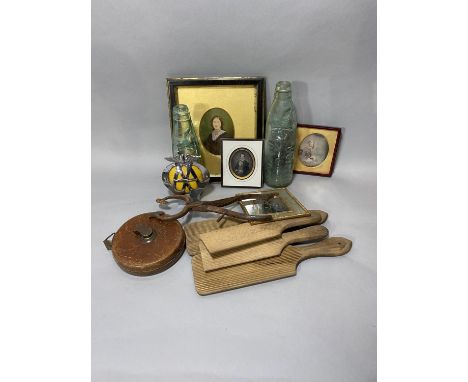 A mixed miscellaneous lot to include Daguerreotypes, sugar cutters, old vintage bottles, etc 