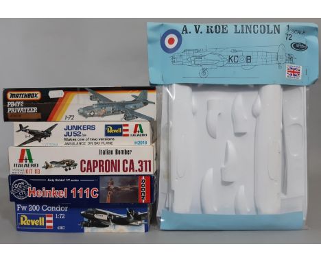 Collection of 6 model aircraft kits, all 1:72 scale models of aircraft from WW2 era. Includes kits by Revell, Roden, Matchbox