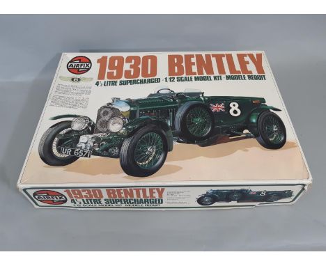 Large 1:12 scale 1930 Bentley model kit by Airfix, with instructions and decals. Includes glue, brushes, mini-Richard power u
