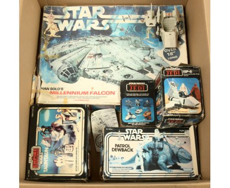 Selection of vintage Star Wars collectables including Kenner Return of the Jedi ISP-6, Good (missing visor), within Poor open
